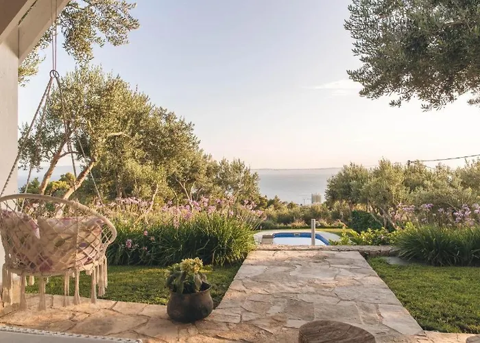 Tamaris S Privatnim Bazenom 700m Od Mora Makarska