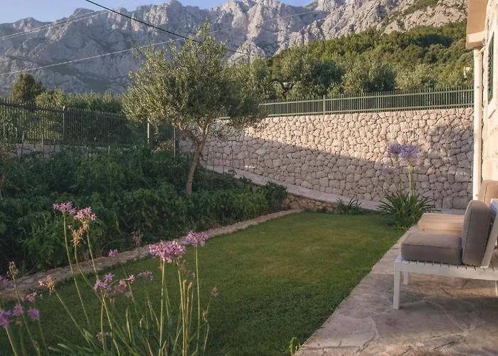 Tamaris S Privatnim Bazenom 700m Od Mora