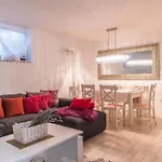 Tamaris S Privatnim Bazenom 700m Od Mora Makarska