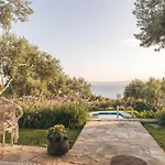 Tamaris S Privatnim Bazenom 700m Od Mora Makarska