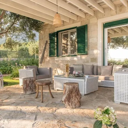 Tamaris S Privatnim Bazenom 700m Od Mora Villa