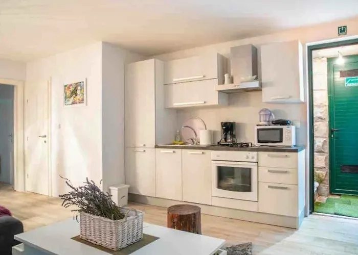 Tamaris S Privatnim Bazenom 700m Od Mora Villa