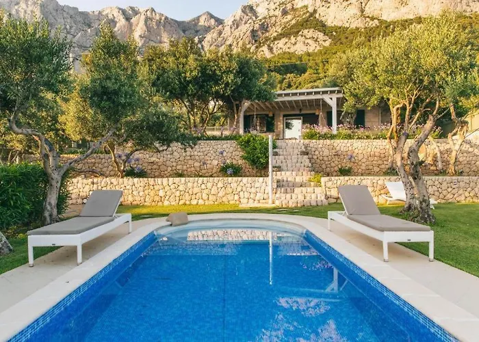 Villa Tamaris S Privatnim Bazenom 700m Od Mora *