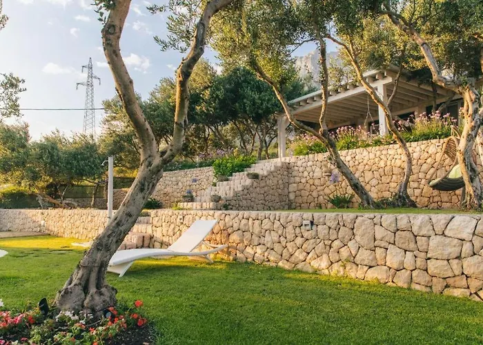 Tamaris S Privatnim Bazenom 700m Od Mora וילה מאקרסקה