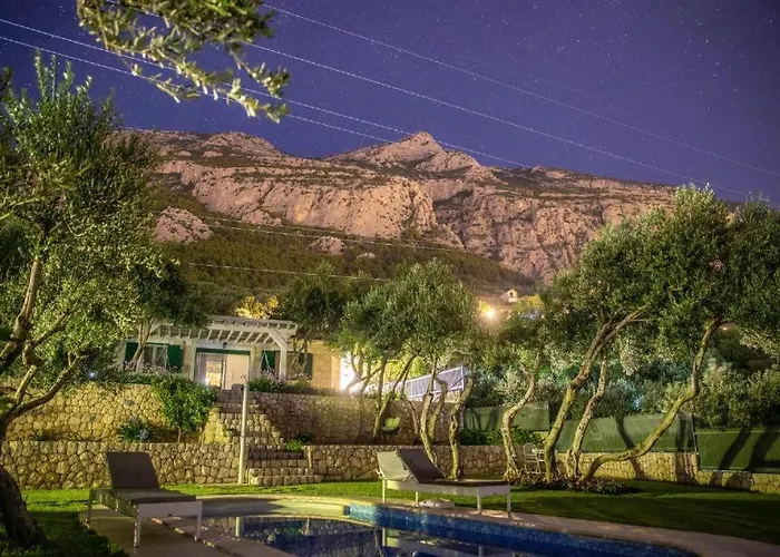 Tamaris S Privatnim Bazenom 700m Od Mora Villa