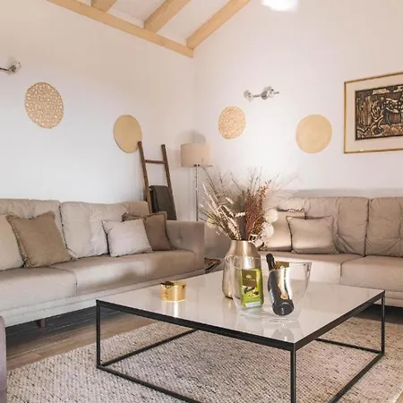 Vila Tamaris S Privatnim Bazenom 700m Od Mora *